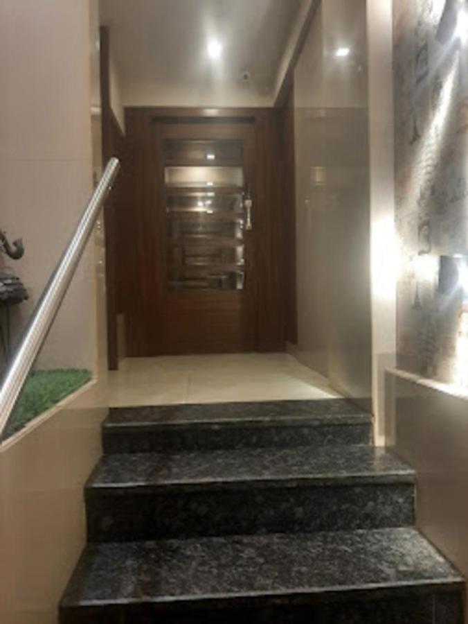 מומביי Panvel Palace Hotel מראה חיצוני תמונה