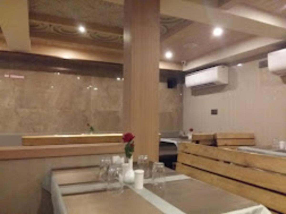 מומביי Panvel Palace Hotel מראה חיצוני תמונה